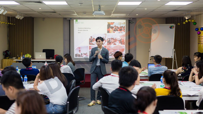 vietmoz-academy-trung-tam-dao-tao-seo-tai-ha-noi-danaseo