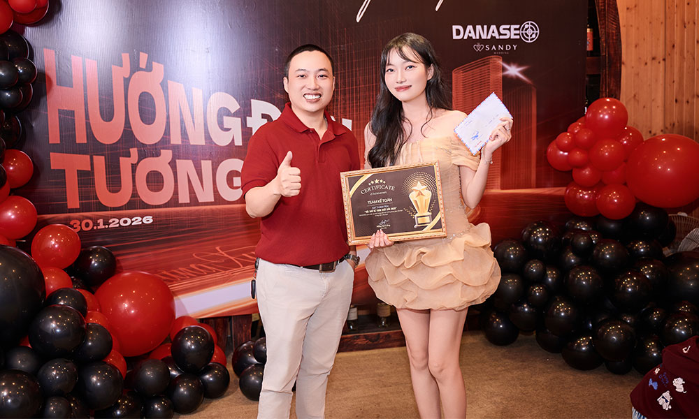 danaseo-to-chuc-chuong-trinh-year-end-party-2025-danaseo