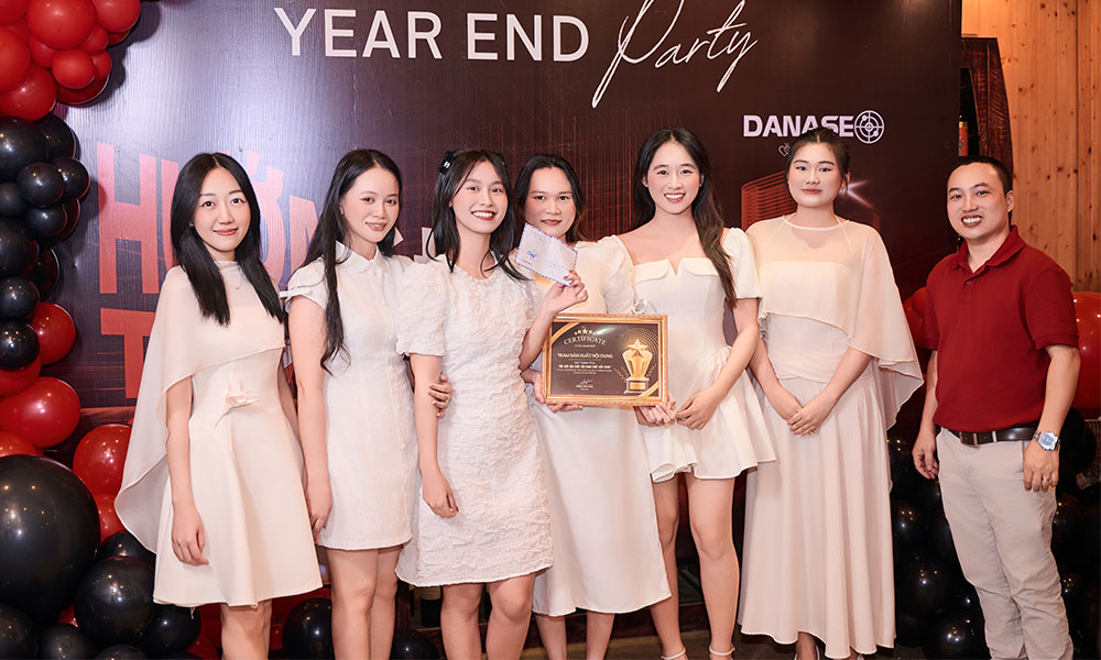 danaseo-to-chuc-chuong-trinh-year-end-party-2025-danaseo
