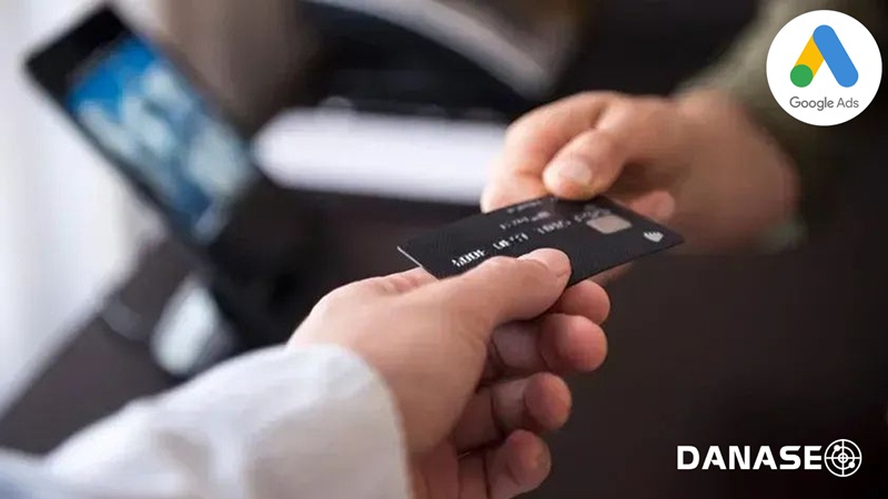 Nên làm thẻ Visa/Mastercard của ngân hàng nào tốt nhất?